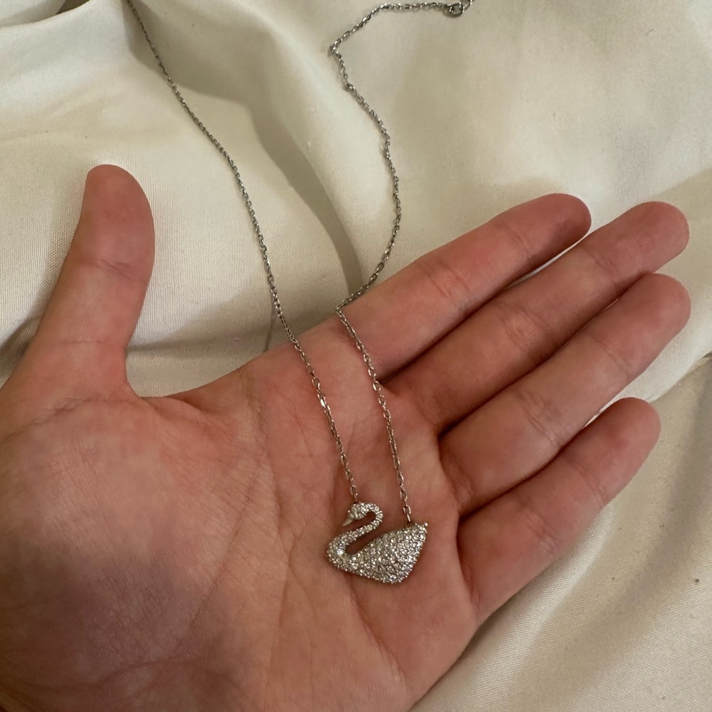Swarovski swan necklace
